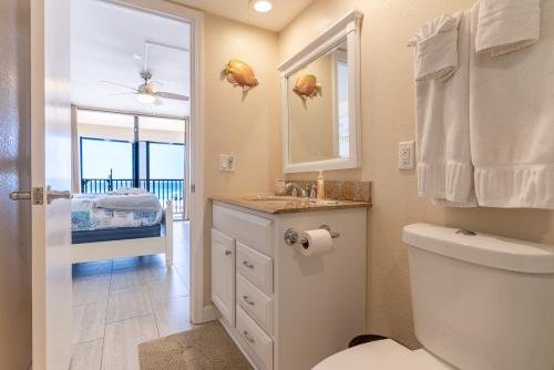 Master bedroom bathroom